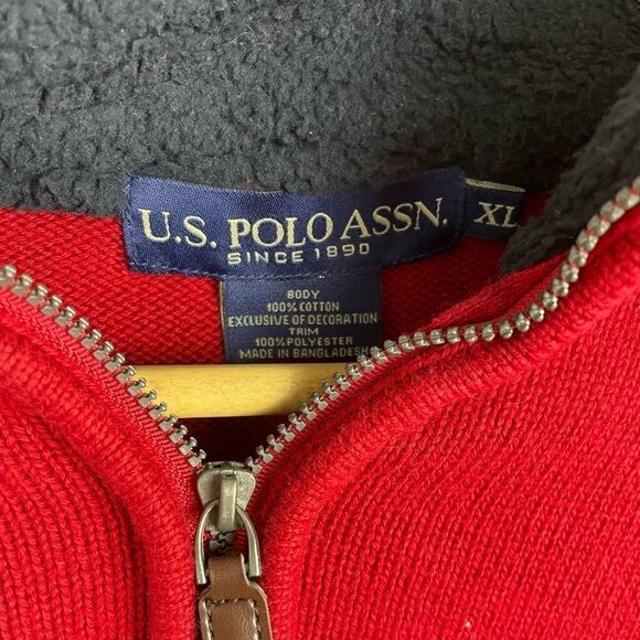 U.S. Polo Assocition Red and Navy Blue Quarter Zip Pullover Size XL EUC - Picture 3 of 4